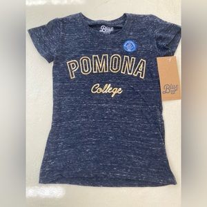 Youth xs Pomona College t-shirt